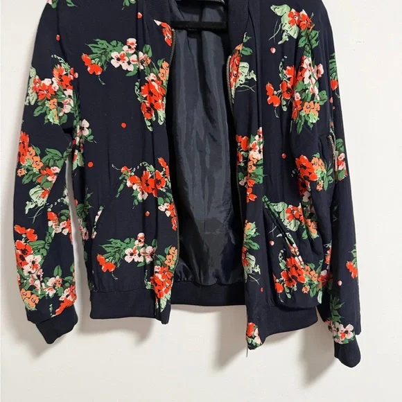 Zara Basic Navy Floral Bomber Jacket- medium - Picture 14 of 16